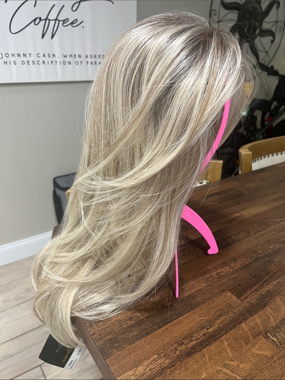 Belle Tress Icons HT Spears Layered Blonde Women’s Wig in Milkshake Blonde - R